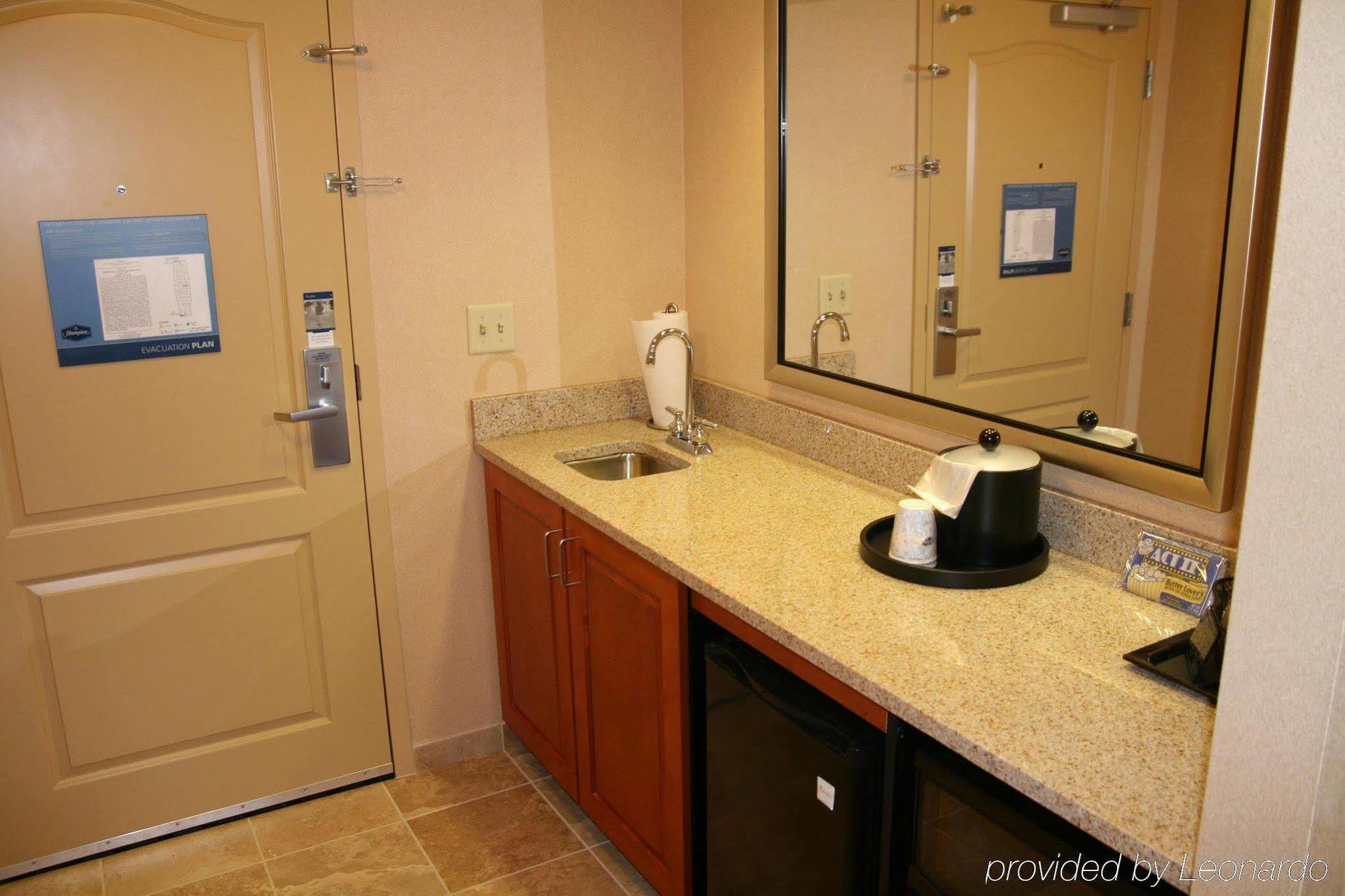 Hampton Inn & Suites East Hartford Habitación foto